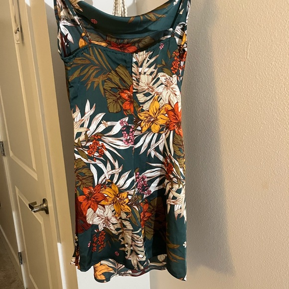 SheIn Leaf Print Dress - Picture 2 of 3
